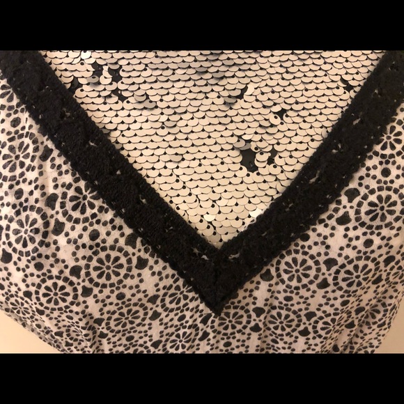 Black & White Sun Dress by Devoted - Picture 4 of 9